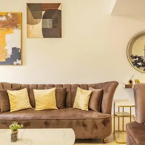 بيت ضيافة Leen Homes-jbr -spacious 4 Bedroom دبي
