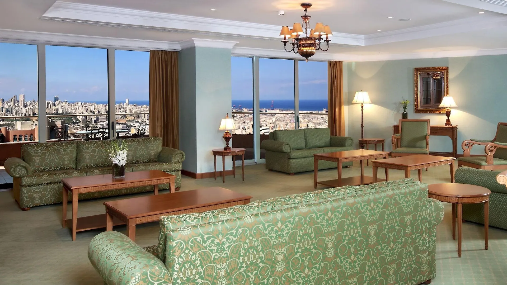 Al Habtoor Grand Beirut Hotel 5*,  Libanon